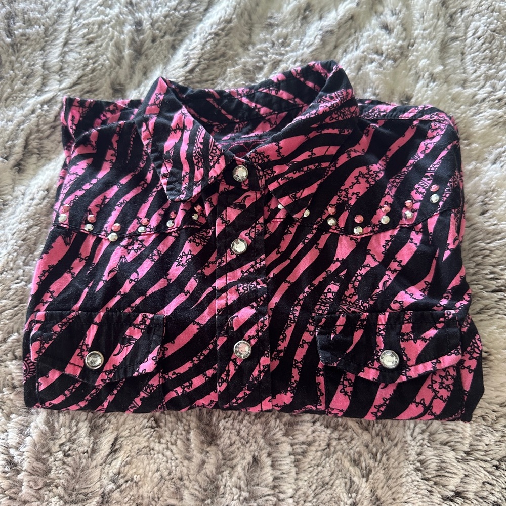 Cowgirl Hardware 3T Button down top